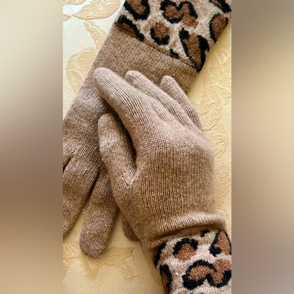 Portelano Open Sesame cashmere blend gloves